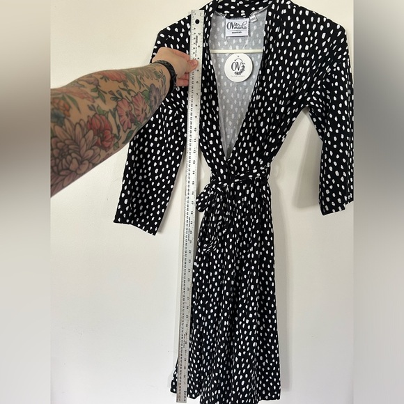 NWT The OVer Company Kelsey Mama Robe XS/S - Picture 3 of 10